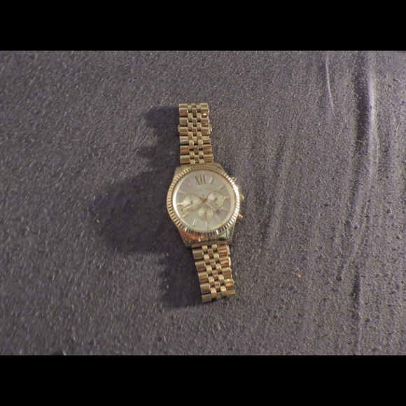Michael kors men’s Lexington gold watch - Picture 1 of 4